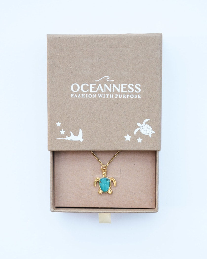 Oceanness Eco-Friendly Turtle Necklace With Ocean Plastic and Gold Chain